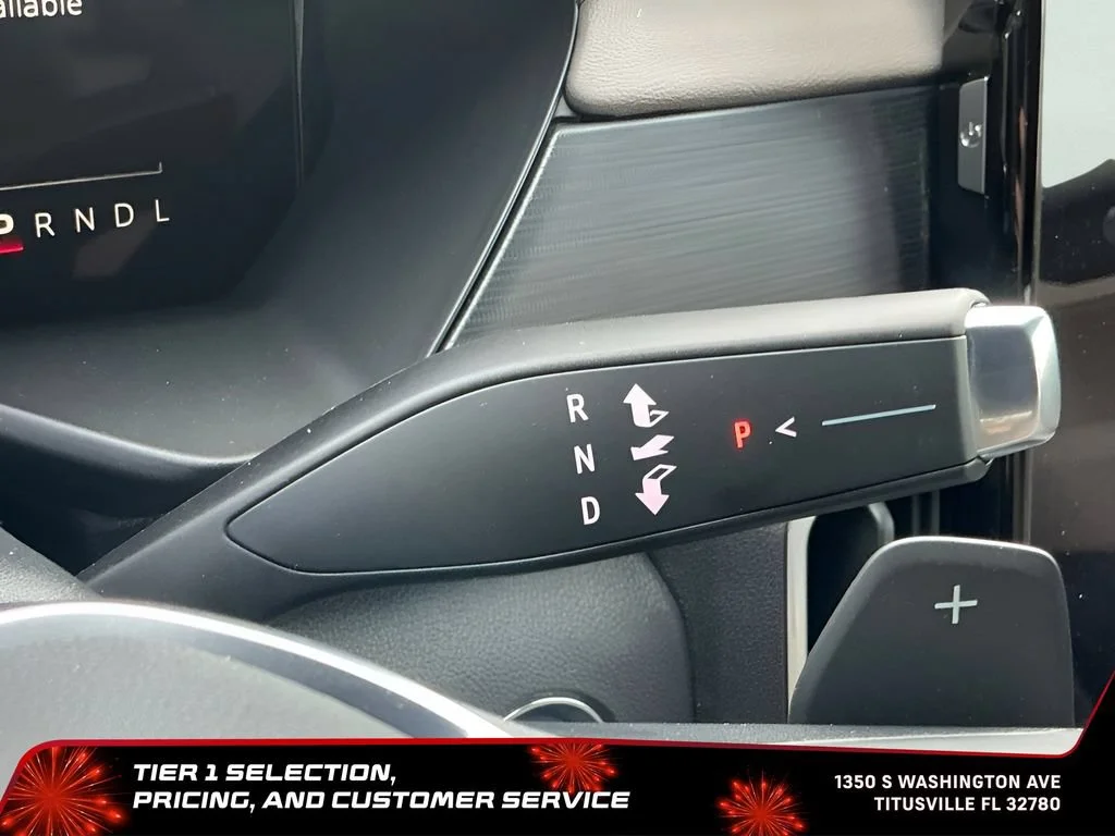 New 2026 Glacier White Tricoat GMC Elevation image 41