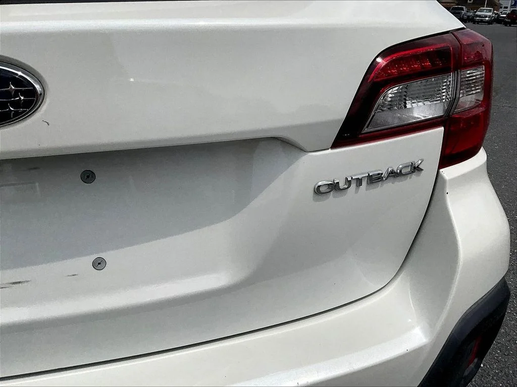 Certified Used 2019 White Subaru 2.5i image 24