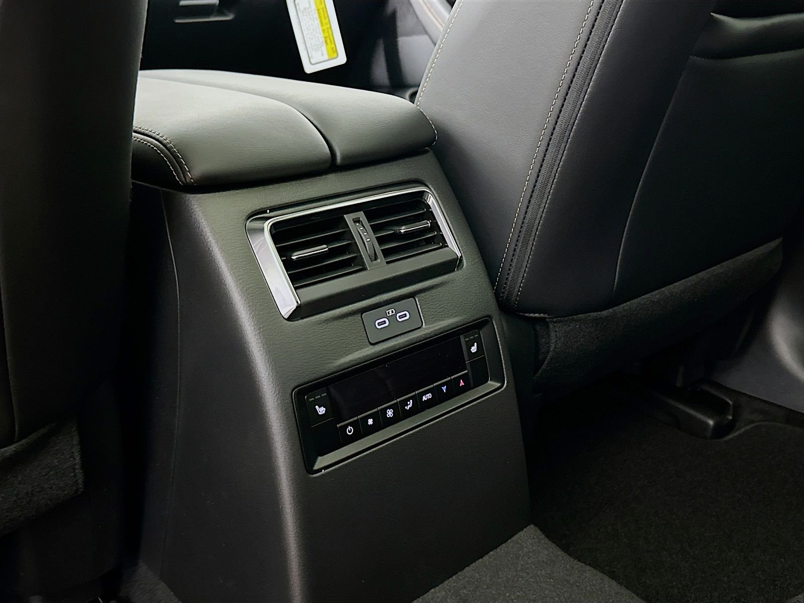 2026 Mazda CX-70 Premium Package - Photo 27
