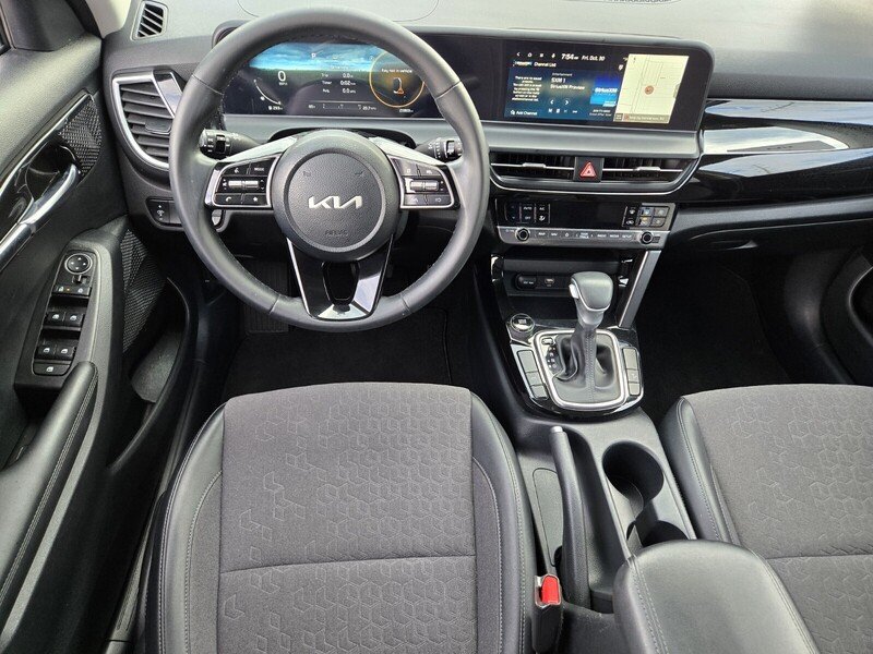 Used 2024 Ocean Blue KIA S IVT FWD image 12