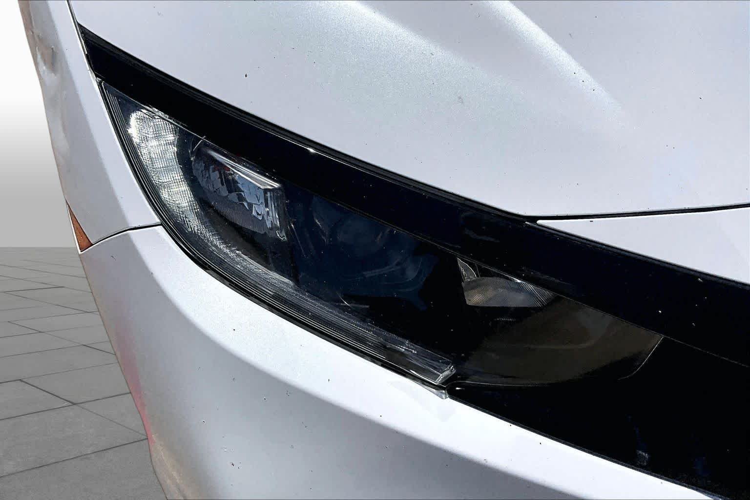 Used 2019 Platinum White Pearl Honda EX-L image 27
