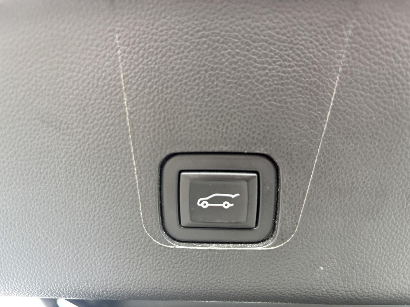 Used 2023 Black Metallic Chevrolet Premier image 41