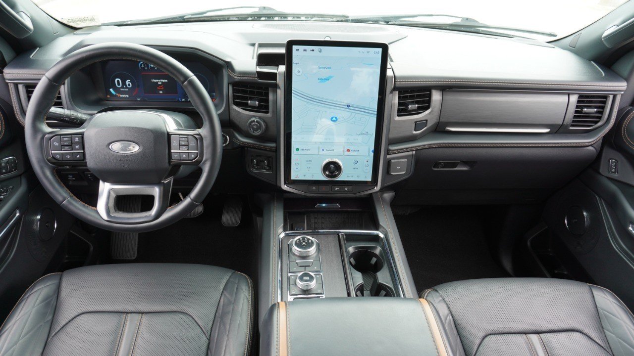Used 2024 White Ford Platinum image 29