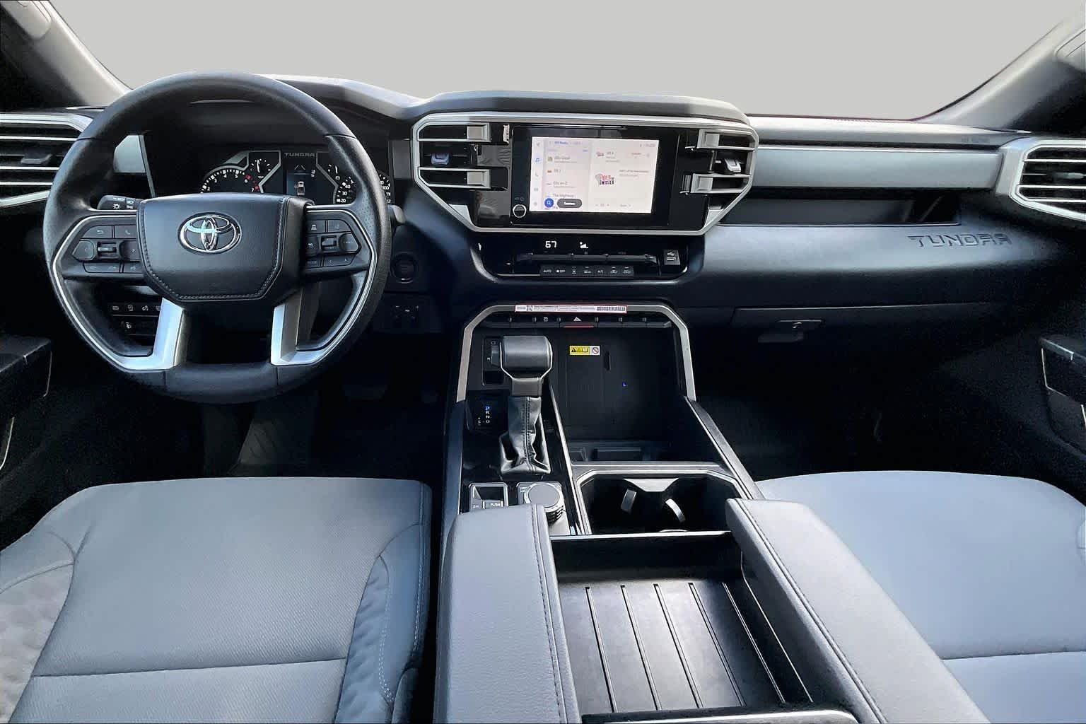 Used 2025 Ice Cap Toyota SR5 image 13