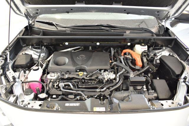 Certified Used 2025 SILVER SKY METALLIC Toyota  image 29