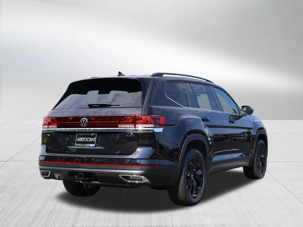 New 2026 Black Volkswagen 2.0T SE w/Technology image 24