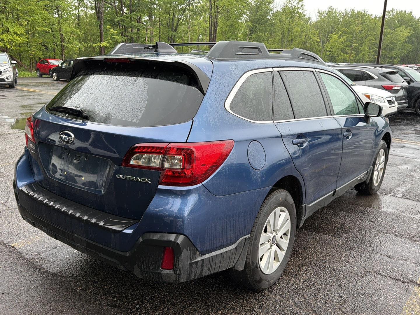 Used 2019 Abyss Blue Pearl Subaru Premium image 8