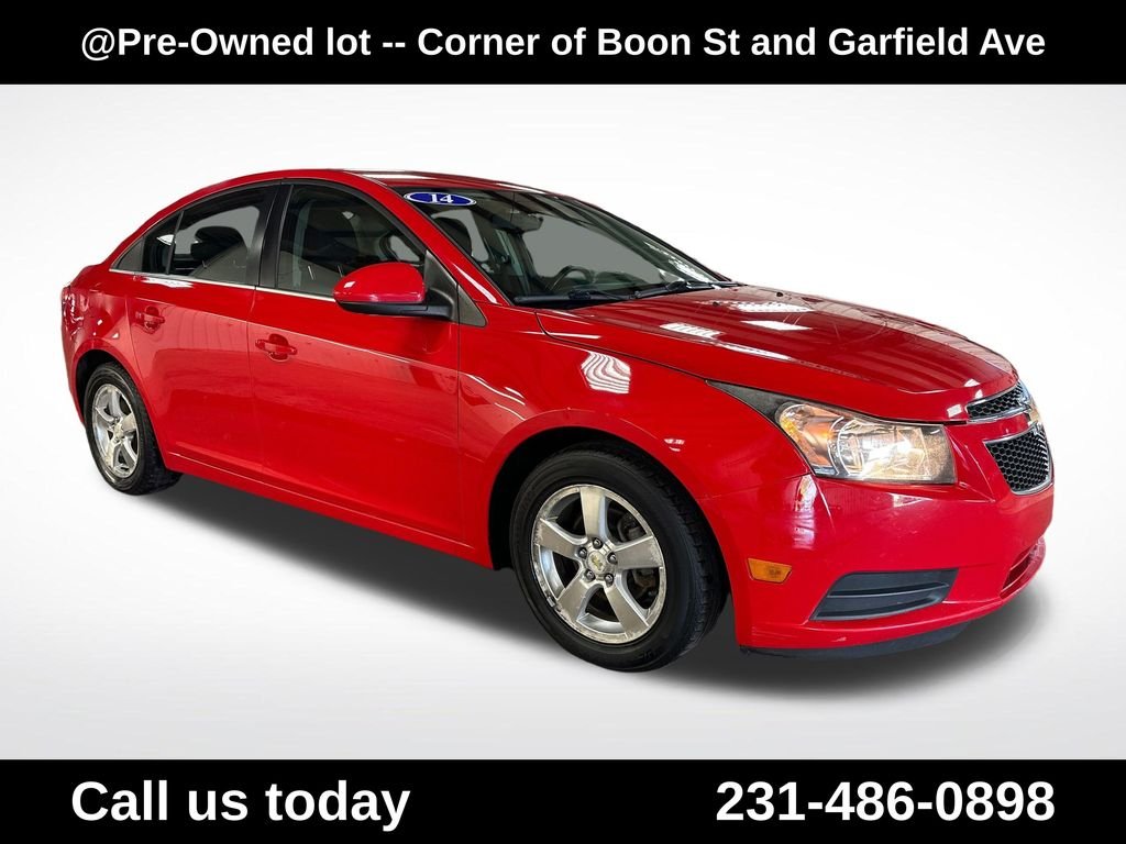 Used 2014 Red Chevrolet 1LT image 7