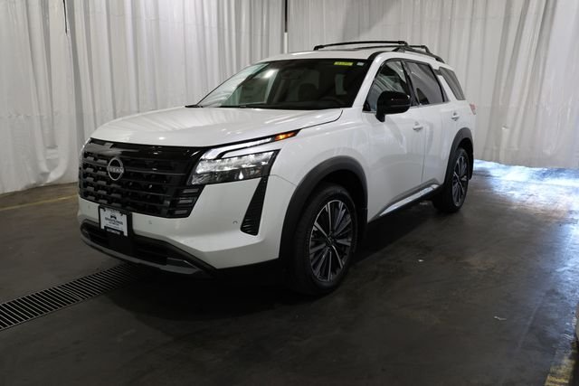 New 2026 White Nissan Platinum image 23