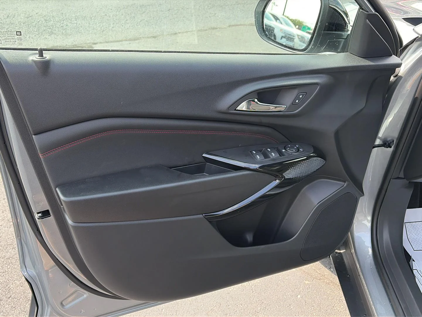 2026 Chevrolet Trax RS - Photo 9