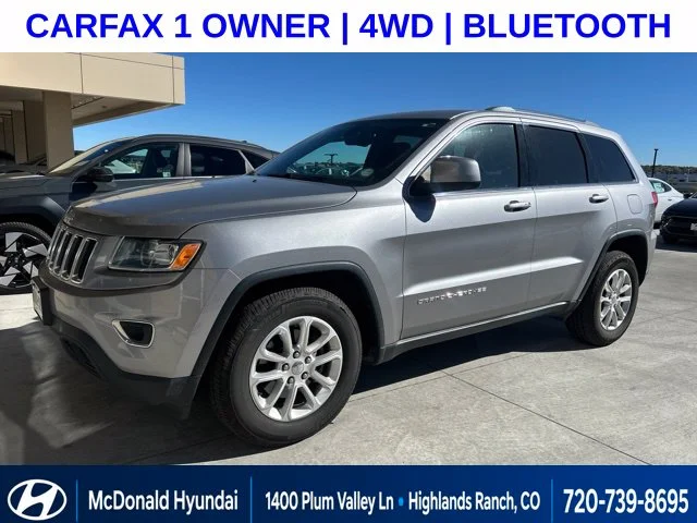 Used 2015 Silver Jeep Laredo image 1