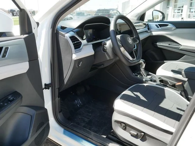 New 2026 White Volkswagen 1.5T SE image 7
