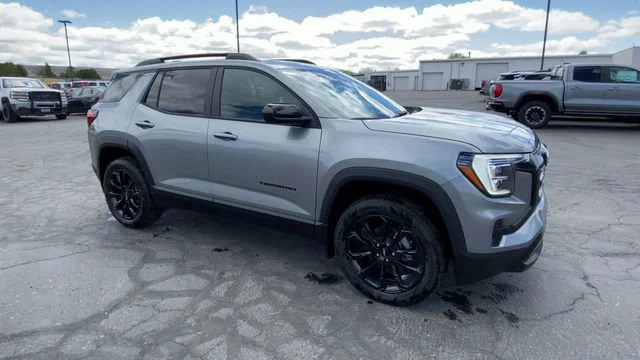 New 2026 Sterling Metallic GMC Elevation image 2