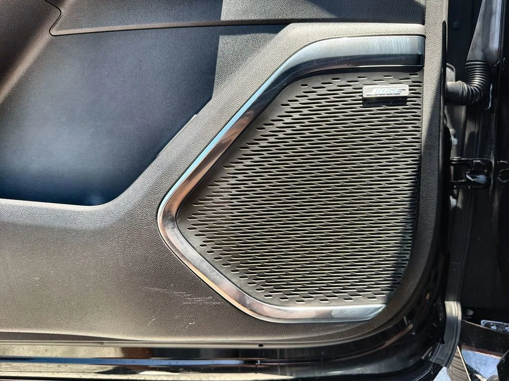 Used 2025 Ebony Twilight Metallic GMC Denali image 31