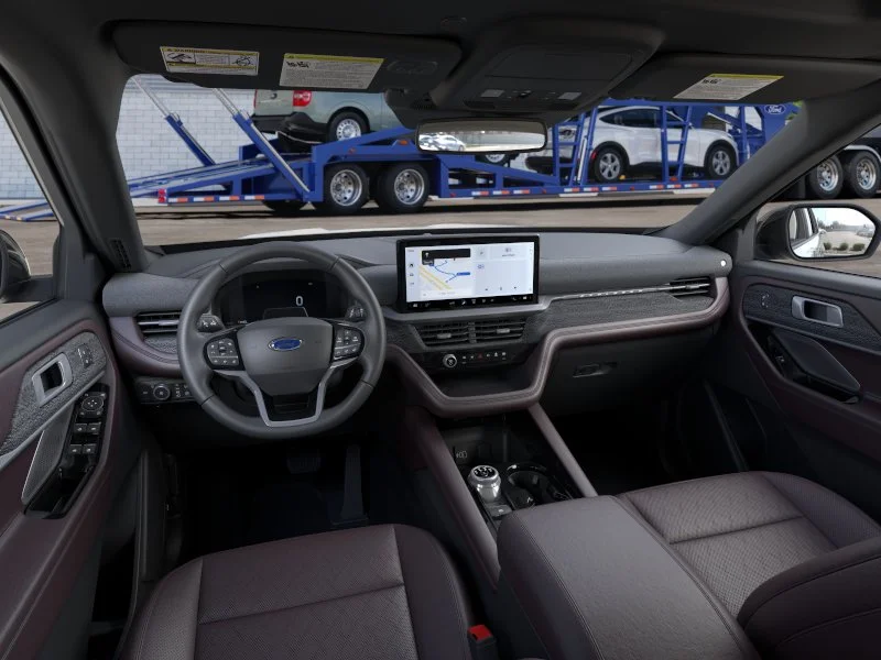 New 2026 Star White Metallic Tri-Coat Ford Platinum™ image 9