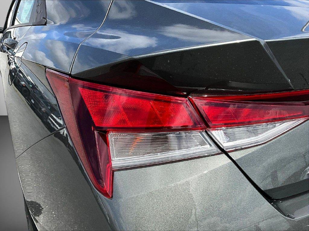 New 2026 Gray Hyundai SE image 23