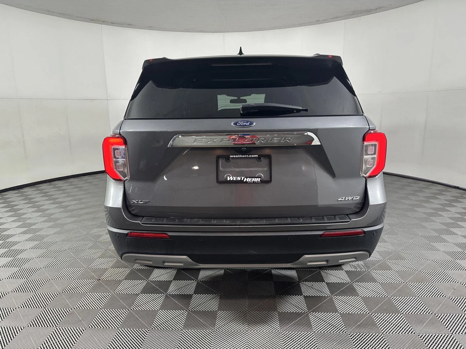 Used 2021 Carbonized Gray Ford XLT image 15