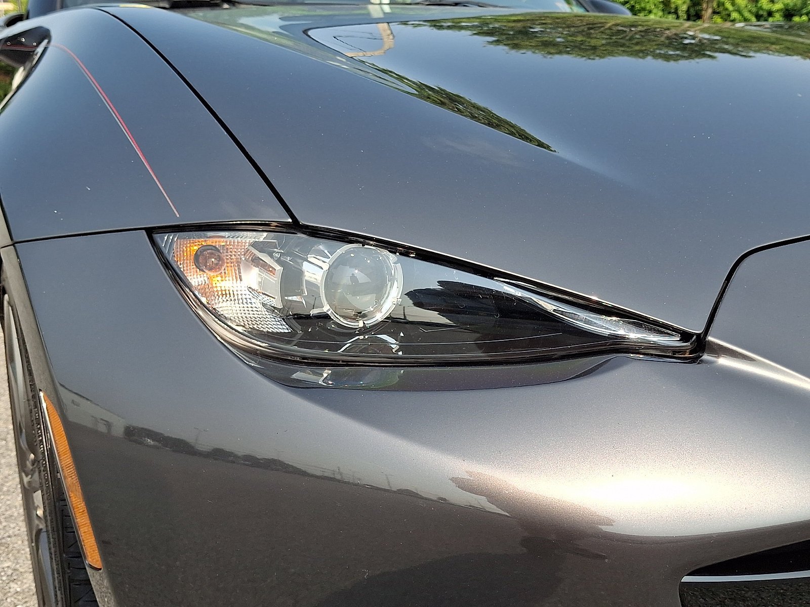 Used 2018 Machine Gray Mazda Club image 14