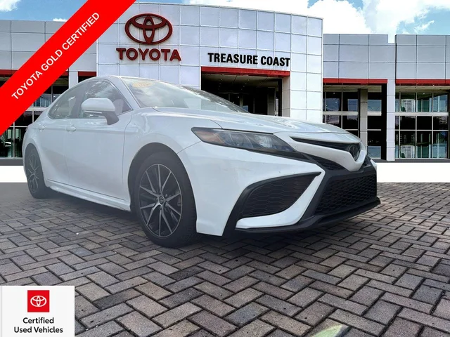 2023 Toyota Camry SE