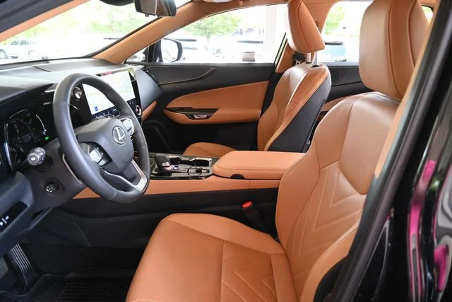 Certified Used 2025 CAVIAR Lexus 450h+ Luxury image 17
