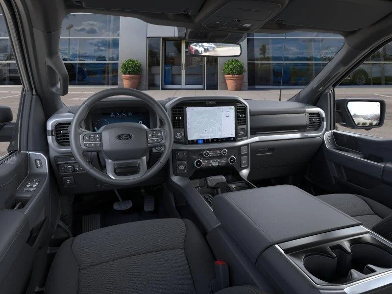 New 2026 Oxford White Ford XLT image 9