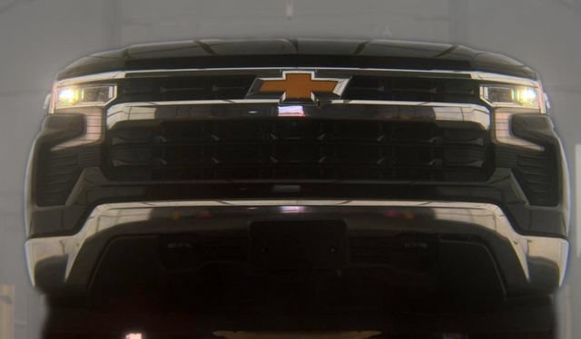 Used 2022 Black Chevrolet LT image 3
