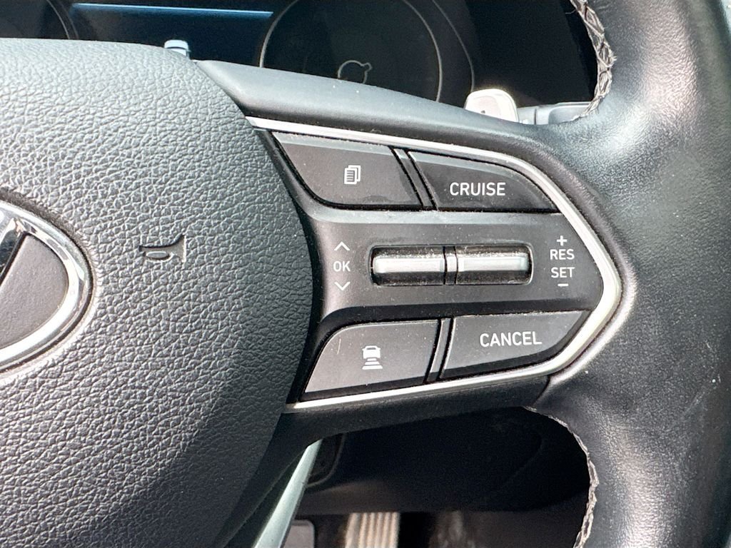 Used 2022 Black Hyundai SEL image 13