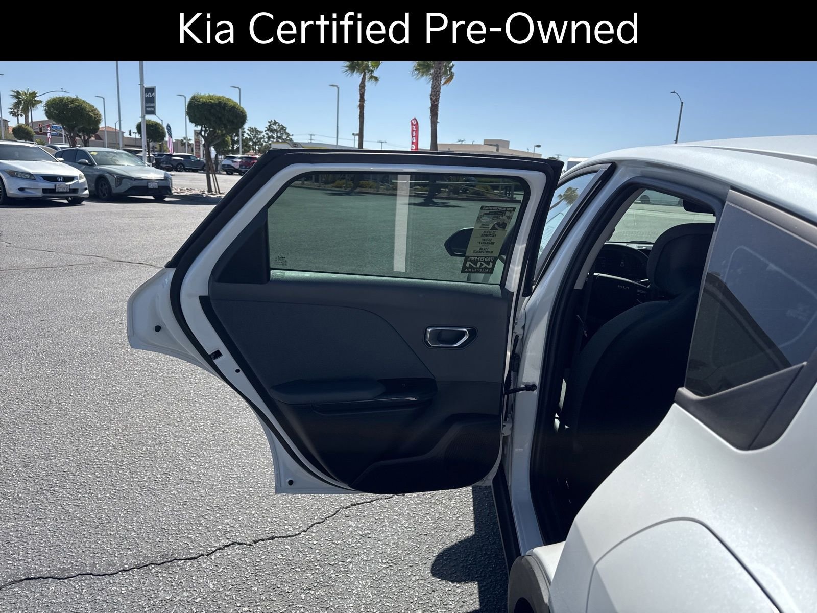 2025 Kia K4 EX - Photo 17