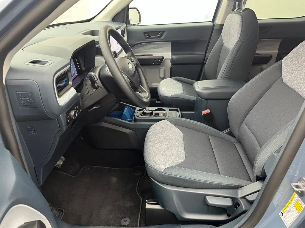 Used 2025 Gray Ford XLT image 22