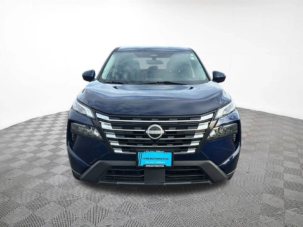 Used 2024 Blue Med Nissan SV image 3