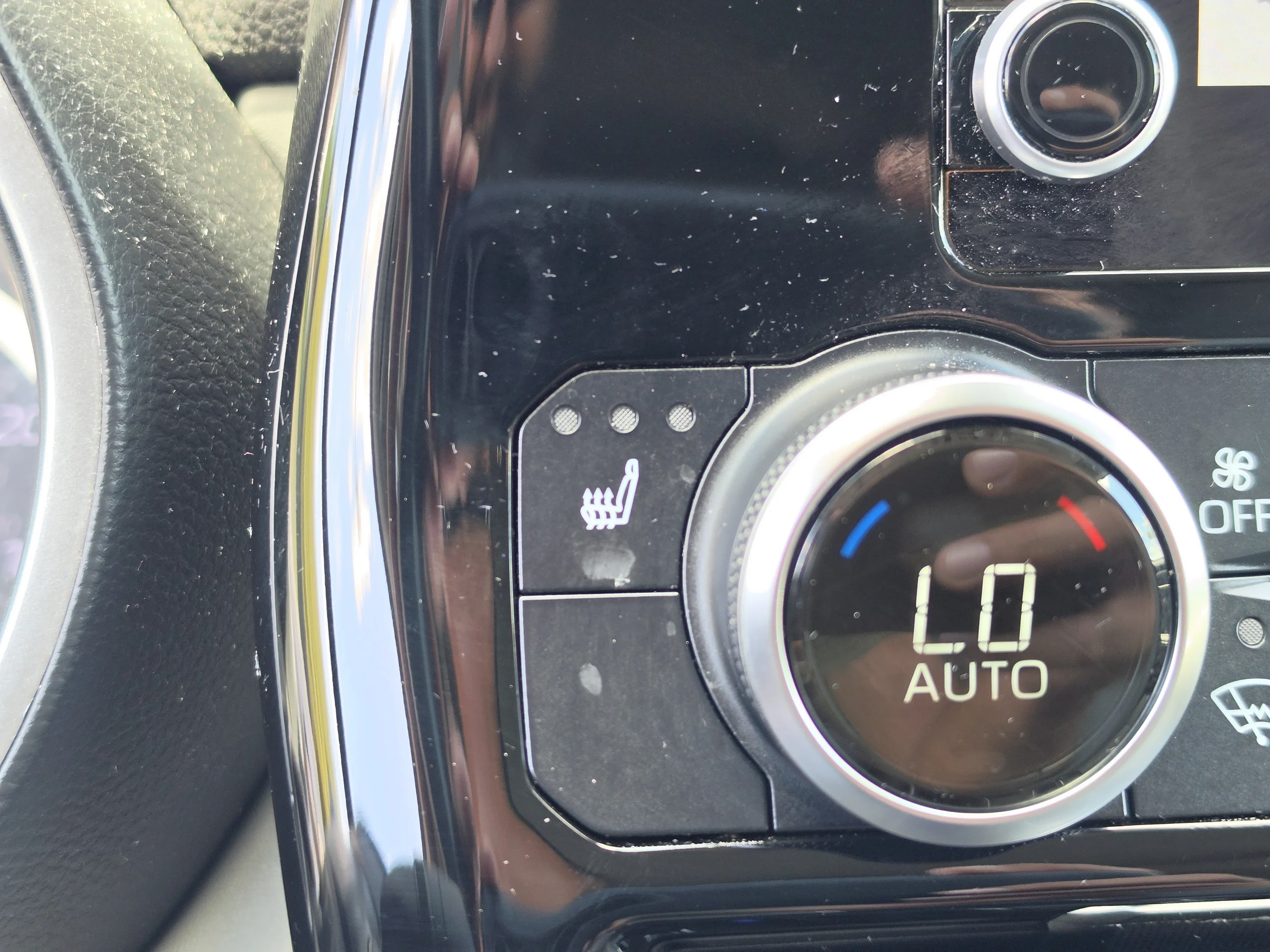 Used 2023 Celestial Silver Metallic Toyota Hybrid XLE image 32