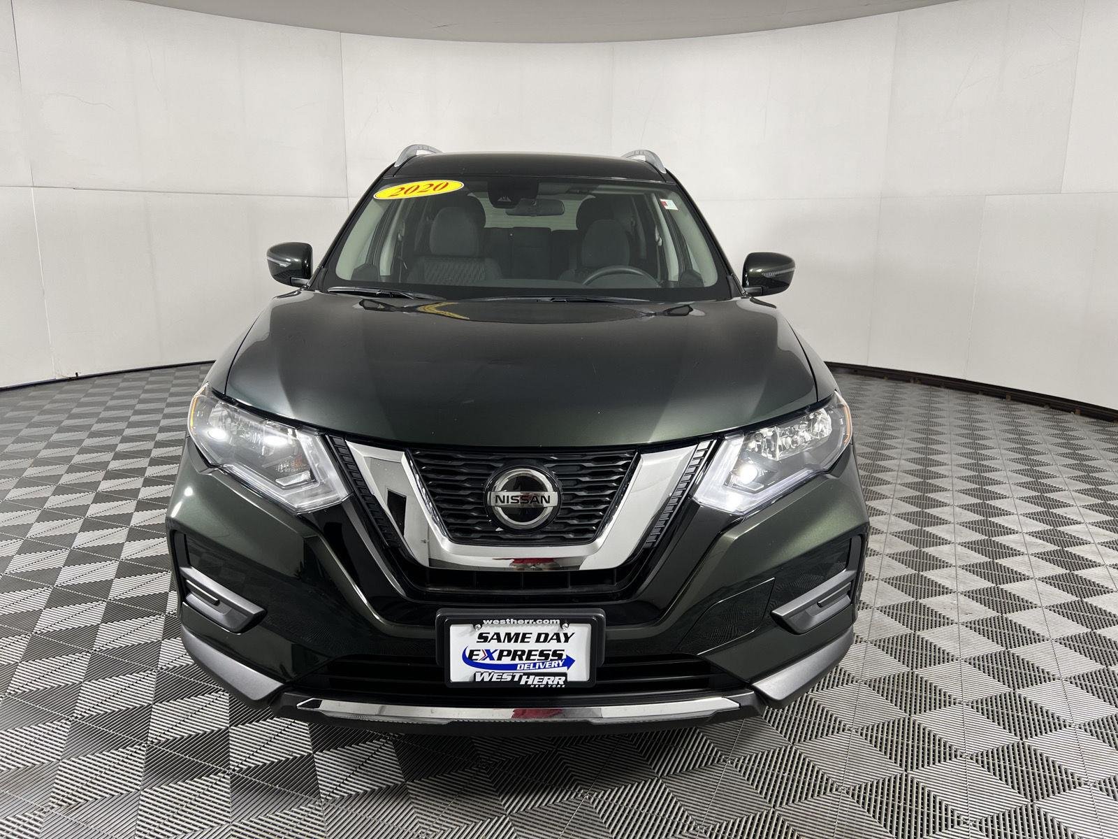 Used 2020 Midnight Pine Metallic Nissan SV image 36