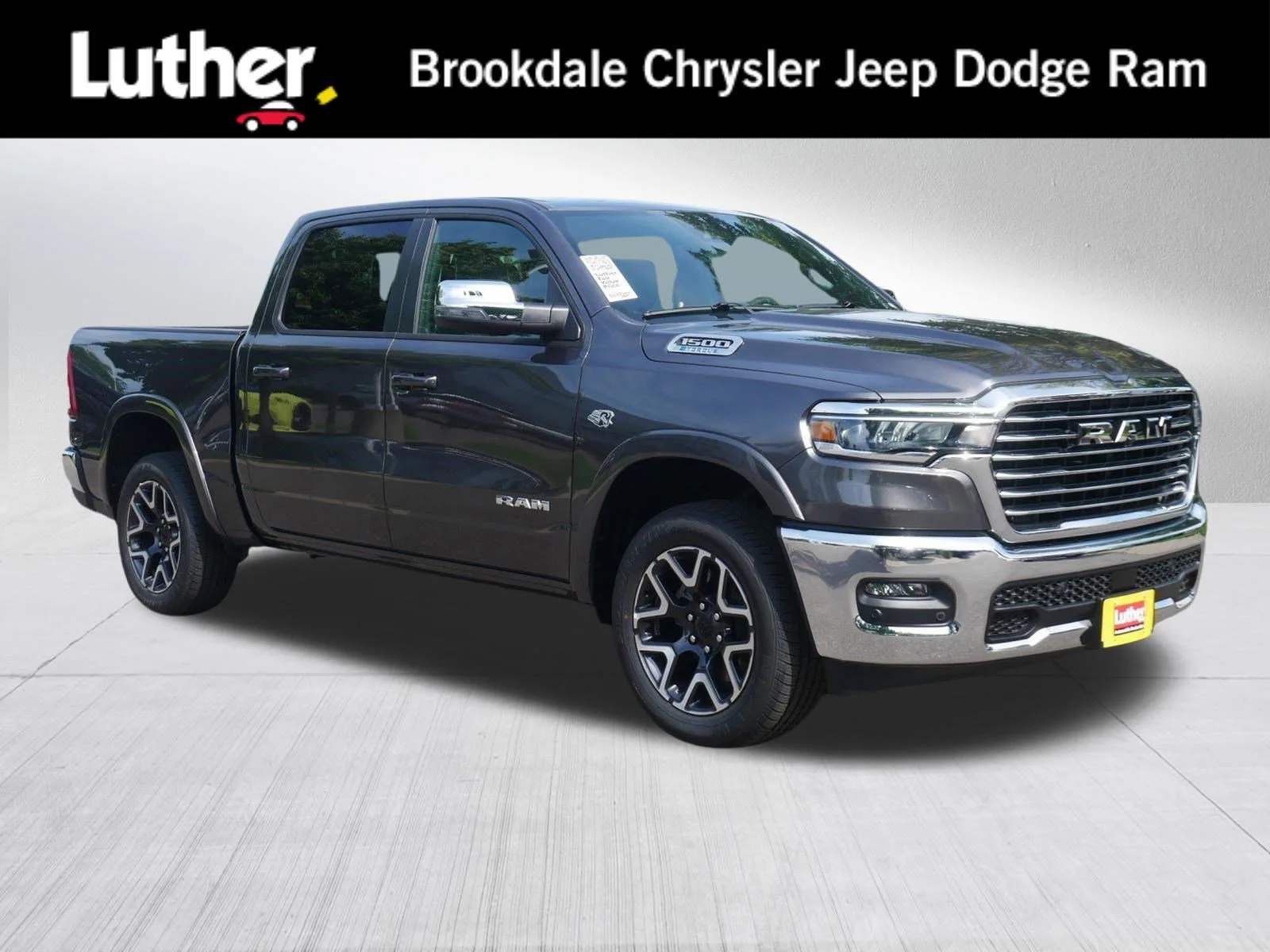 2026 RAM 1500 Laramie 4x4 Crew Cab 5'7's photo
