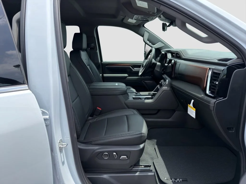 New 2026 Glacier White Tricoat GMC Denali image 28