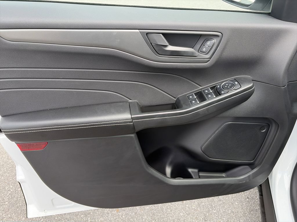 Used 2025 White Ford Active image 18