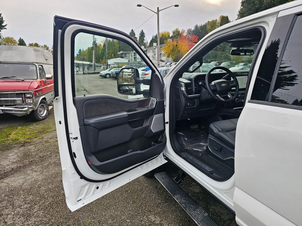 New 2026 Star White Metallic Tri-Coat Ford F-250® Platinum® image 20