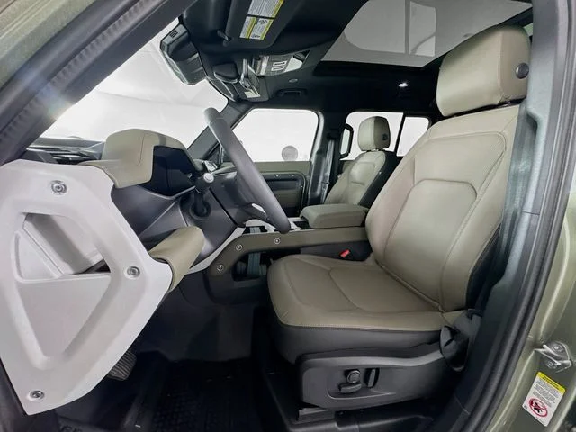 Certified Used 2025 Green Land Rover X-Dynamic SE image 20