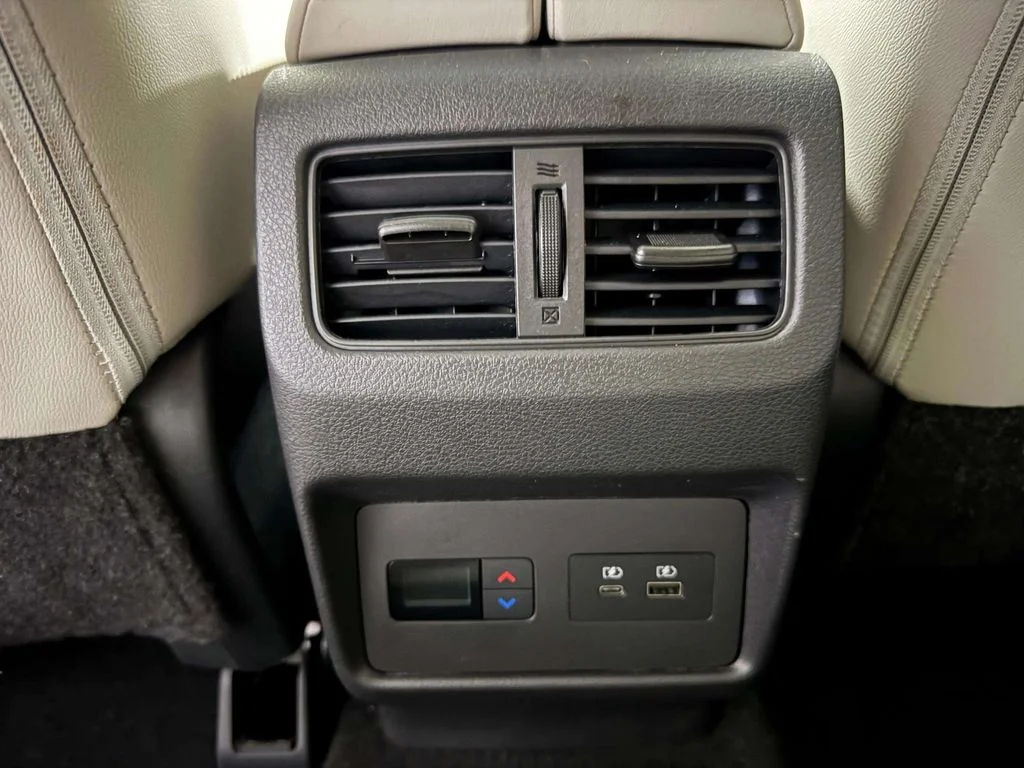Certified Used 2023 Super Black Nissan SL image 18