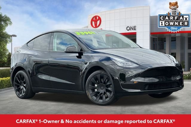 Used 2022 Tesla Model Y Long Range with VIN 7SAYGDEE4NF436503 for sale in Oakland, CA
