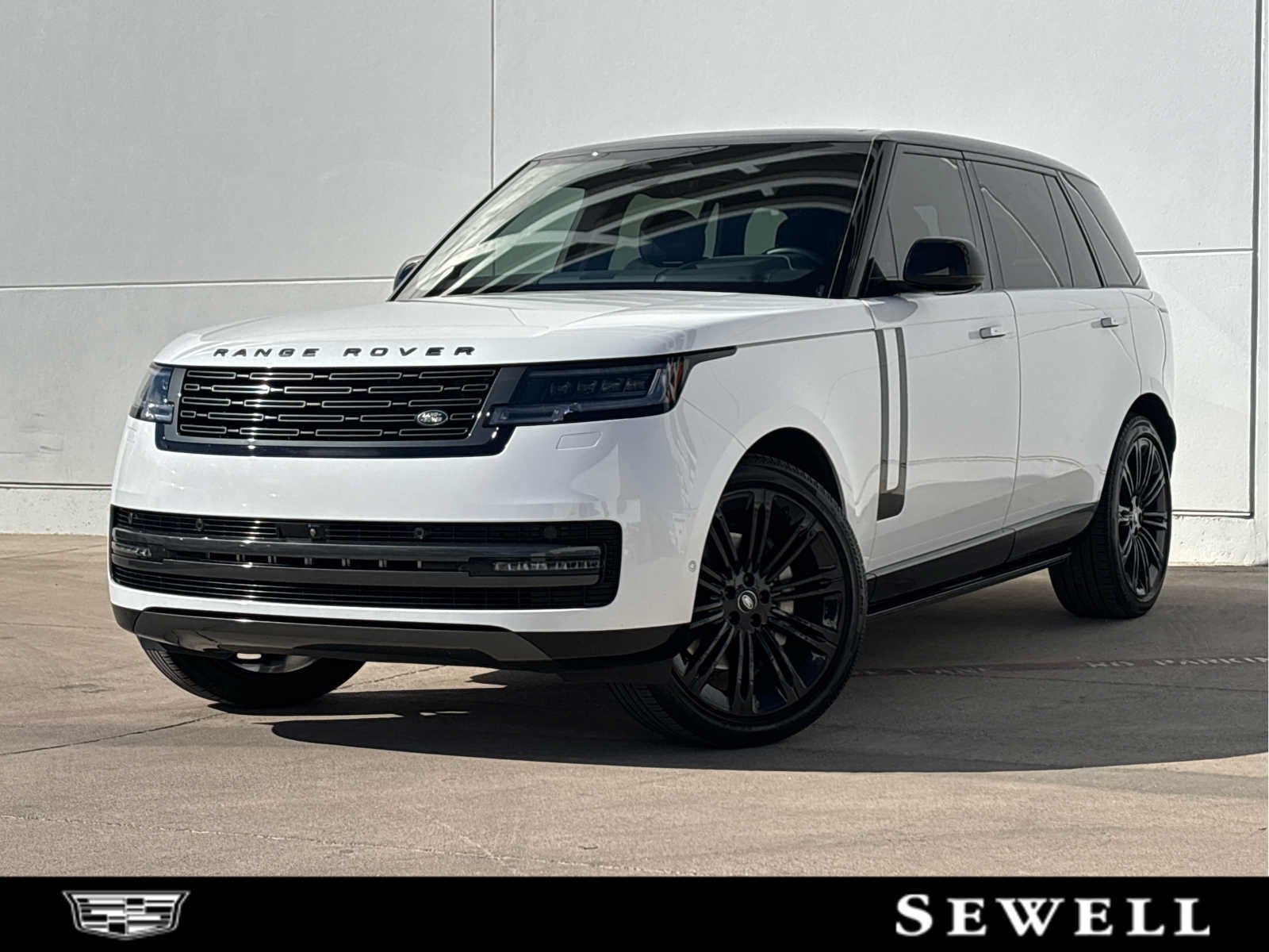 2025 Land Rover Range Rover SE