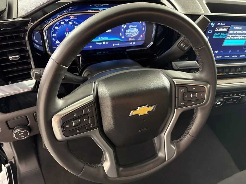 Used 2024 Black Chevrolet LT image 34