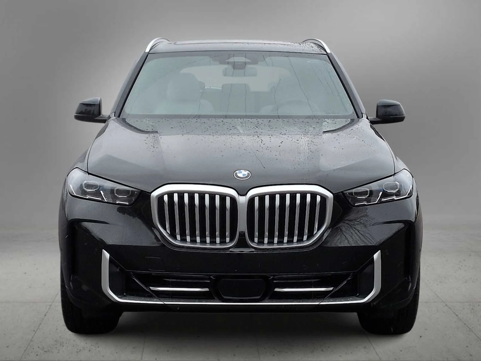 New 2026 Black Sapphire Metallic BMW xDrive40i image 3