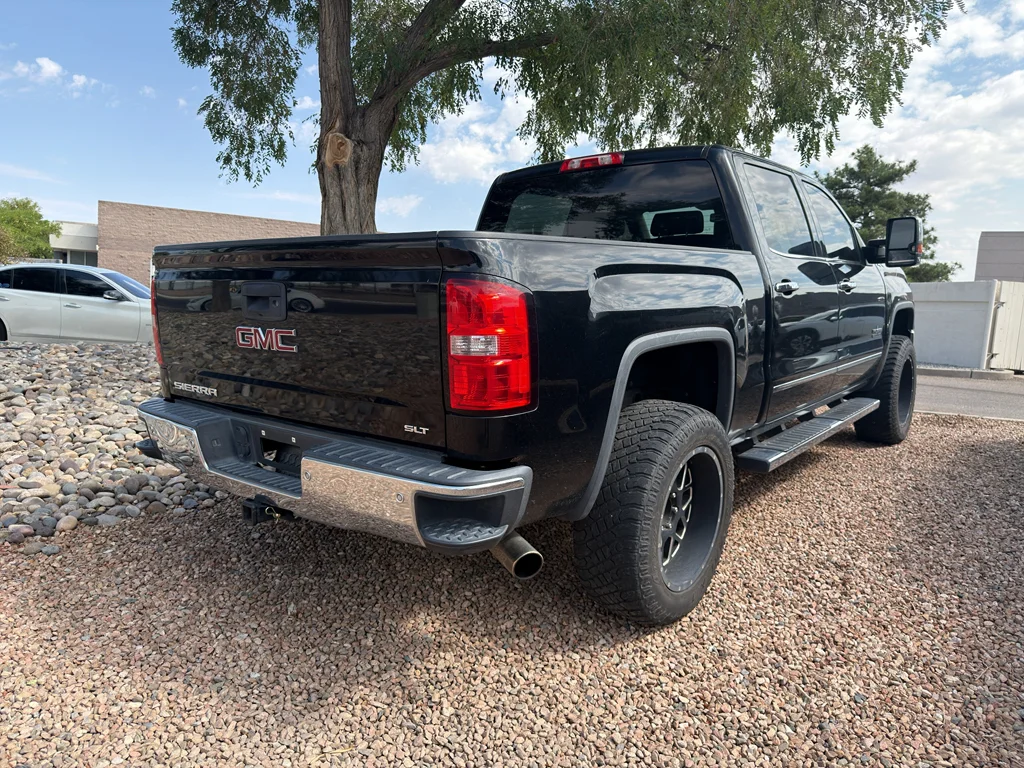 Used 2015 Onyx Black GMC SLT image 6