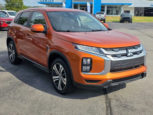 Used 2023 Orange Mitsubishi 2.0 SE image 17