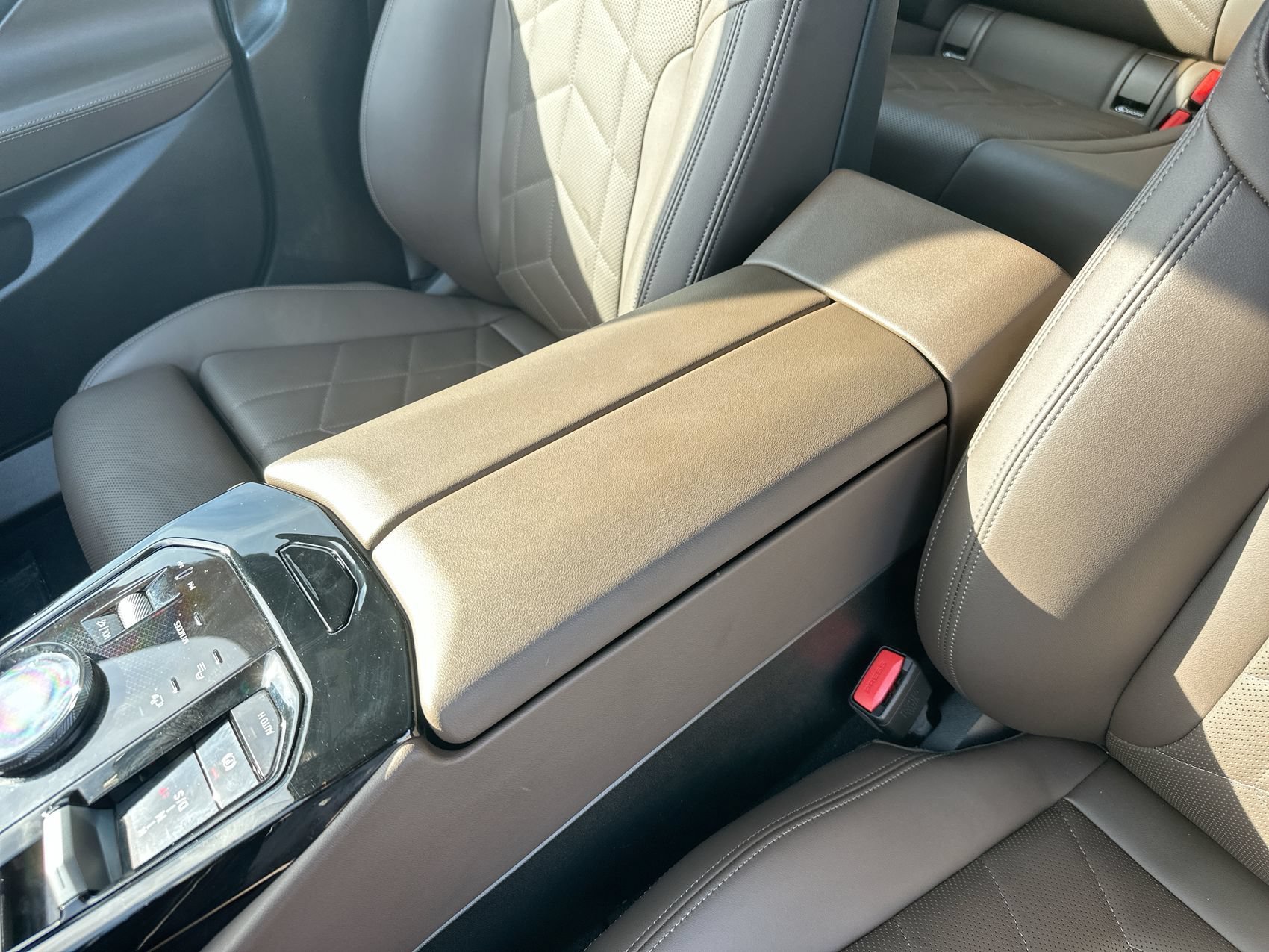 Used 2024 Mineral White Metallic BMW 530i image 21