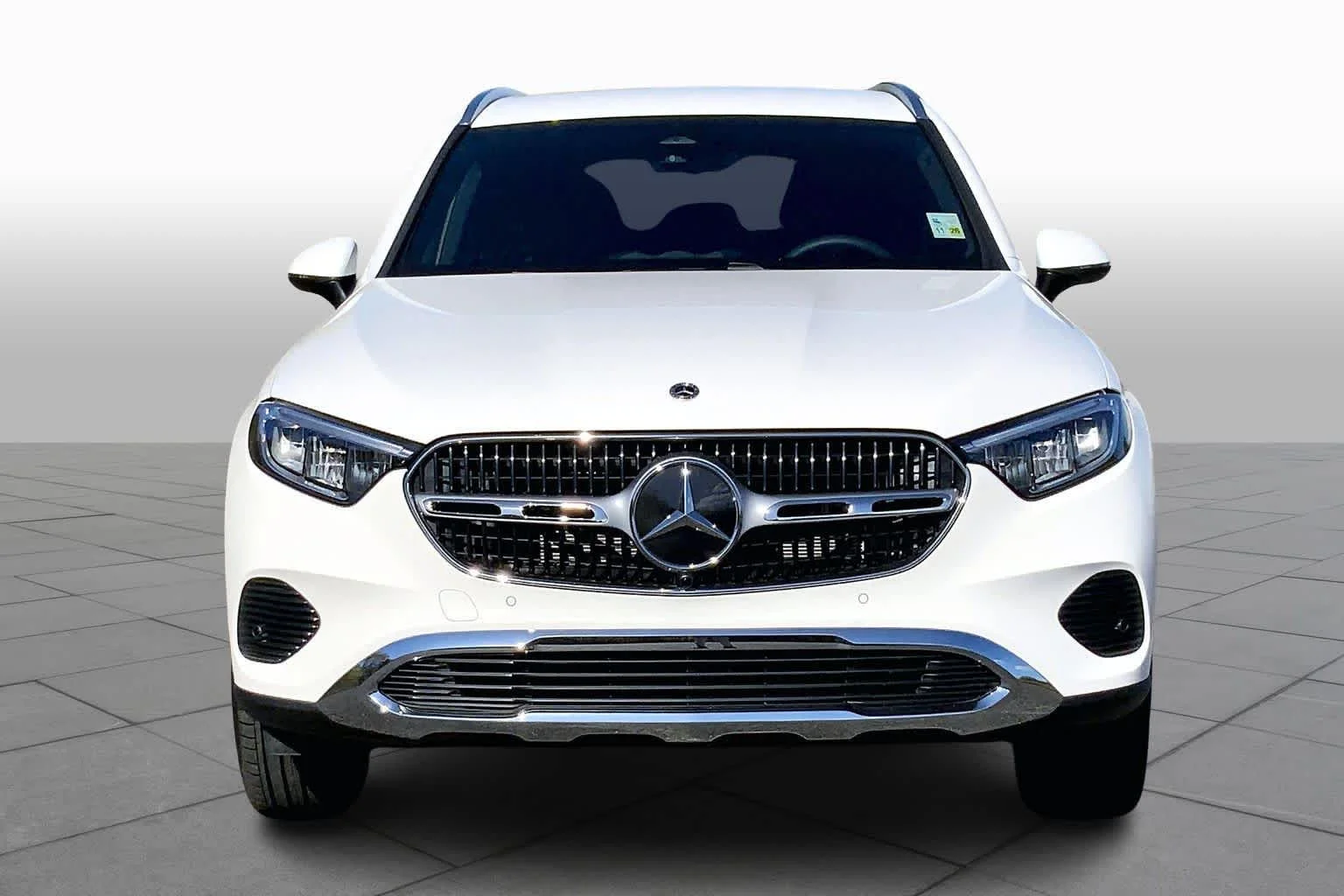 New 2026 Polar White Mercedes-Benz GLC 300 image 3
