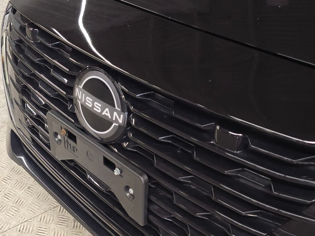 Used 2025 Black Nissan S image 13