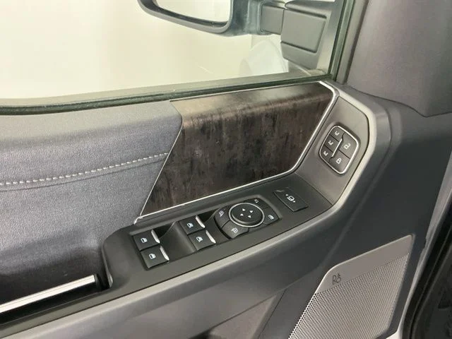 Certified Used 2024  Ford Lariat image 17