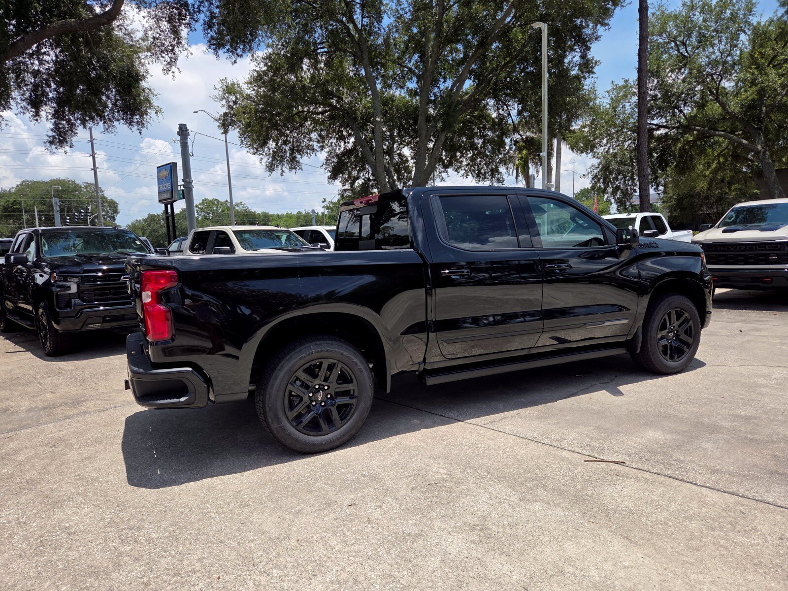 2026 Chevrolet Silverado 1500 High Country - Photo 7