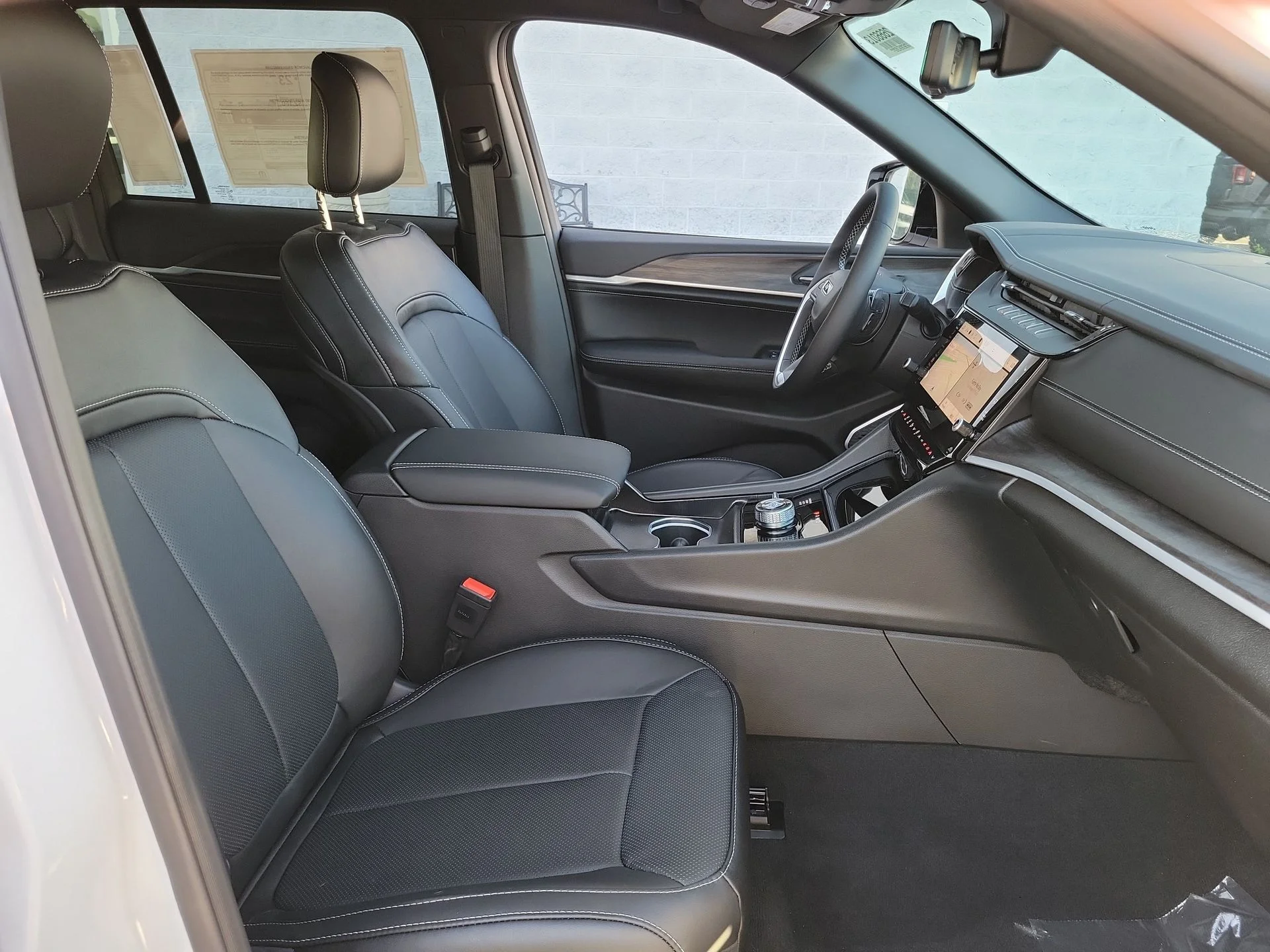 New 2026 White Jeep Limited Reserve image 18